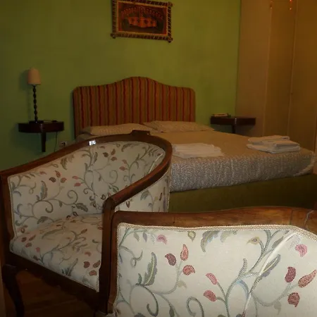 Zia Sua Casa de hóspedes 4*